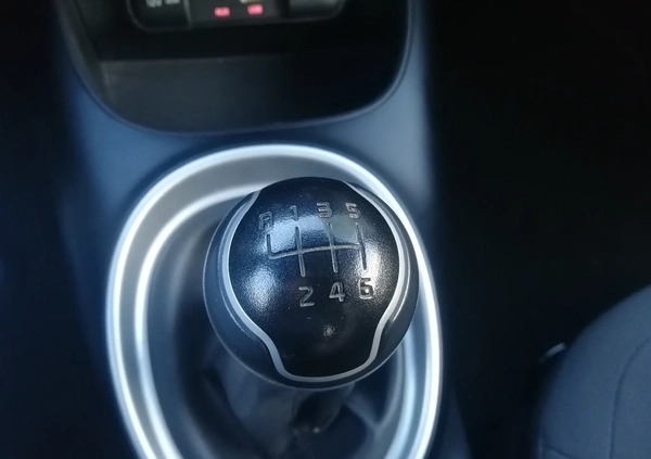 Kia Soul cena 47000 przebieg: 132440, rok produkcji 2015 z Góra małe 56